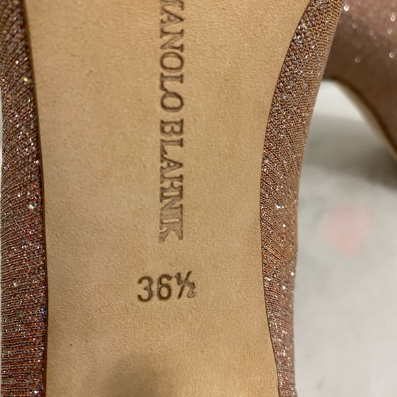 Authentic Manolo Blahnik classic heels - Picture 7 of 13